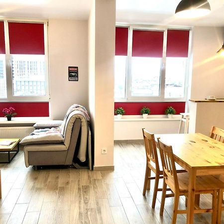 Osapart Cozy Apartment In A Complex Semycvit 利沃夫 外观 照片