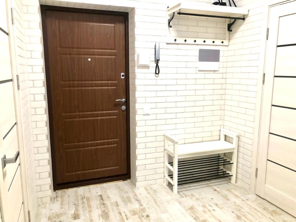 Osapart Cozy Apartment In A Complex Semycvit 利沃夫 外观 照片