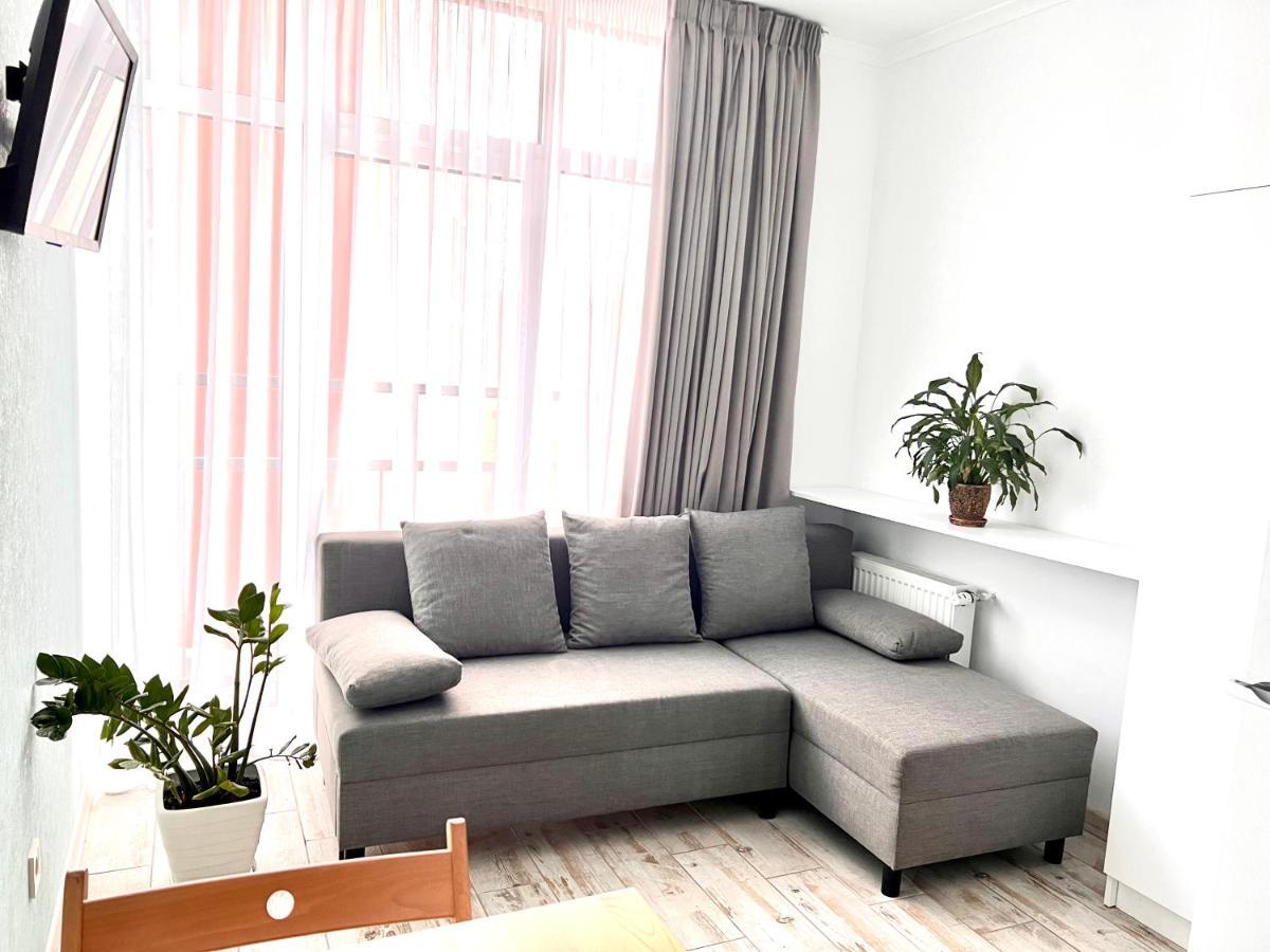 Osapart Cozy Apartment In A Complex Semycvit 利沃夫 外观 照片