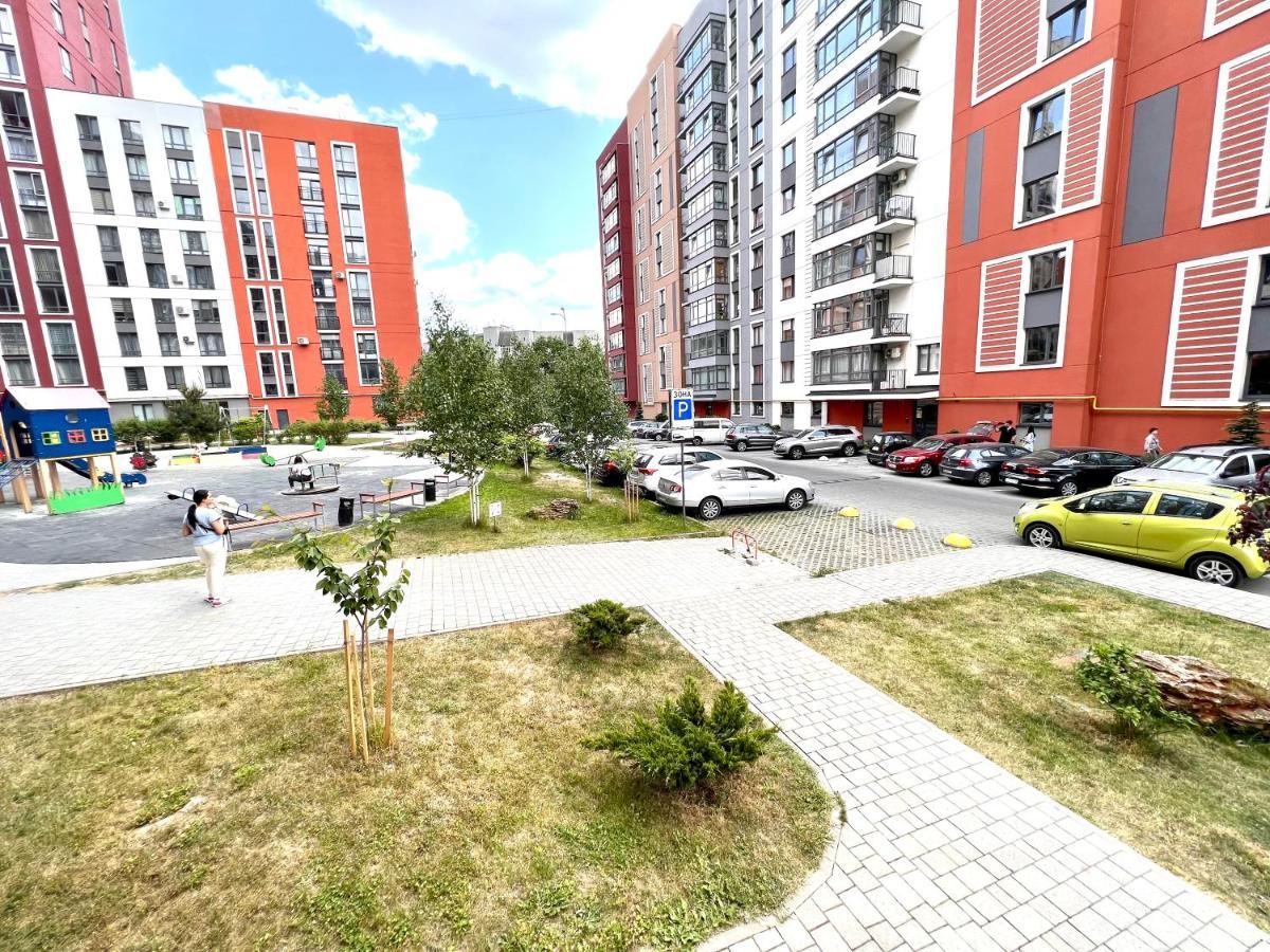 Osapart Cozy Apartment In A Complex Semycvit 利沃夫 外观 照片