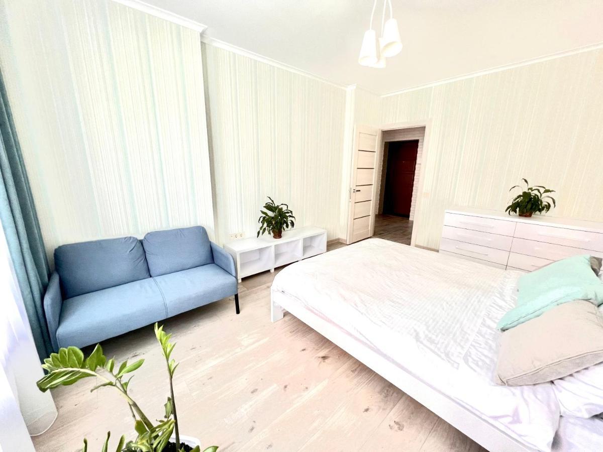 Osapart Cozy Apartment In A Complex Semycvit 利沃夫 外观 照片