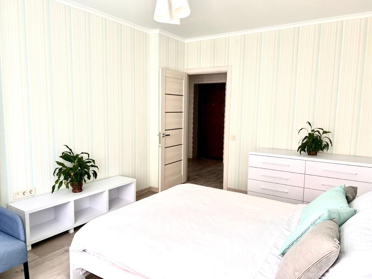 Osapart Cozy Apartment In A Complex Semycvit 利沃夫 外观 照片