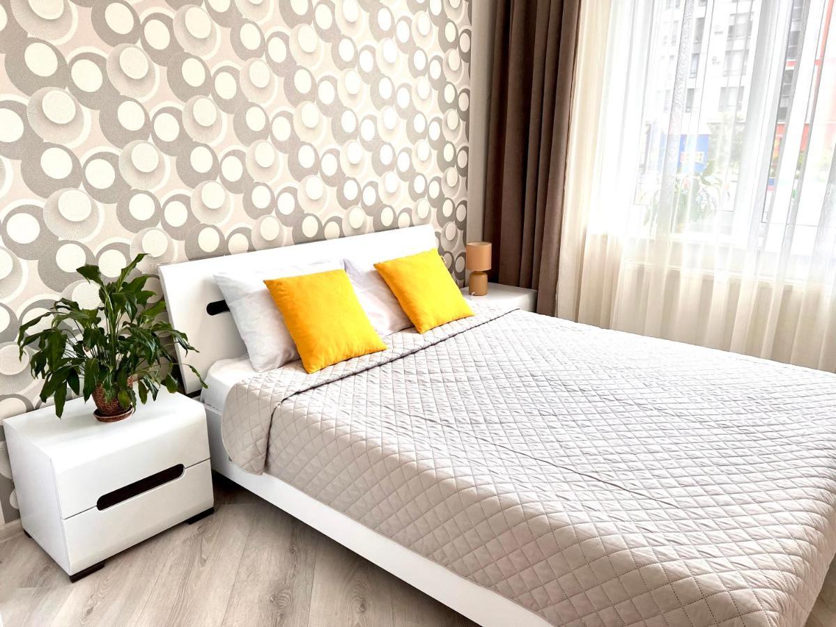 Osapart Cozy Apartment In A Complex Semycvit 利沃夫 外观 照片