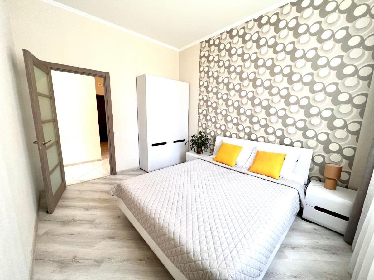Osapart Cozy Apartment In A Complex Semycvit 利沃夫 外观 照片