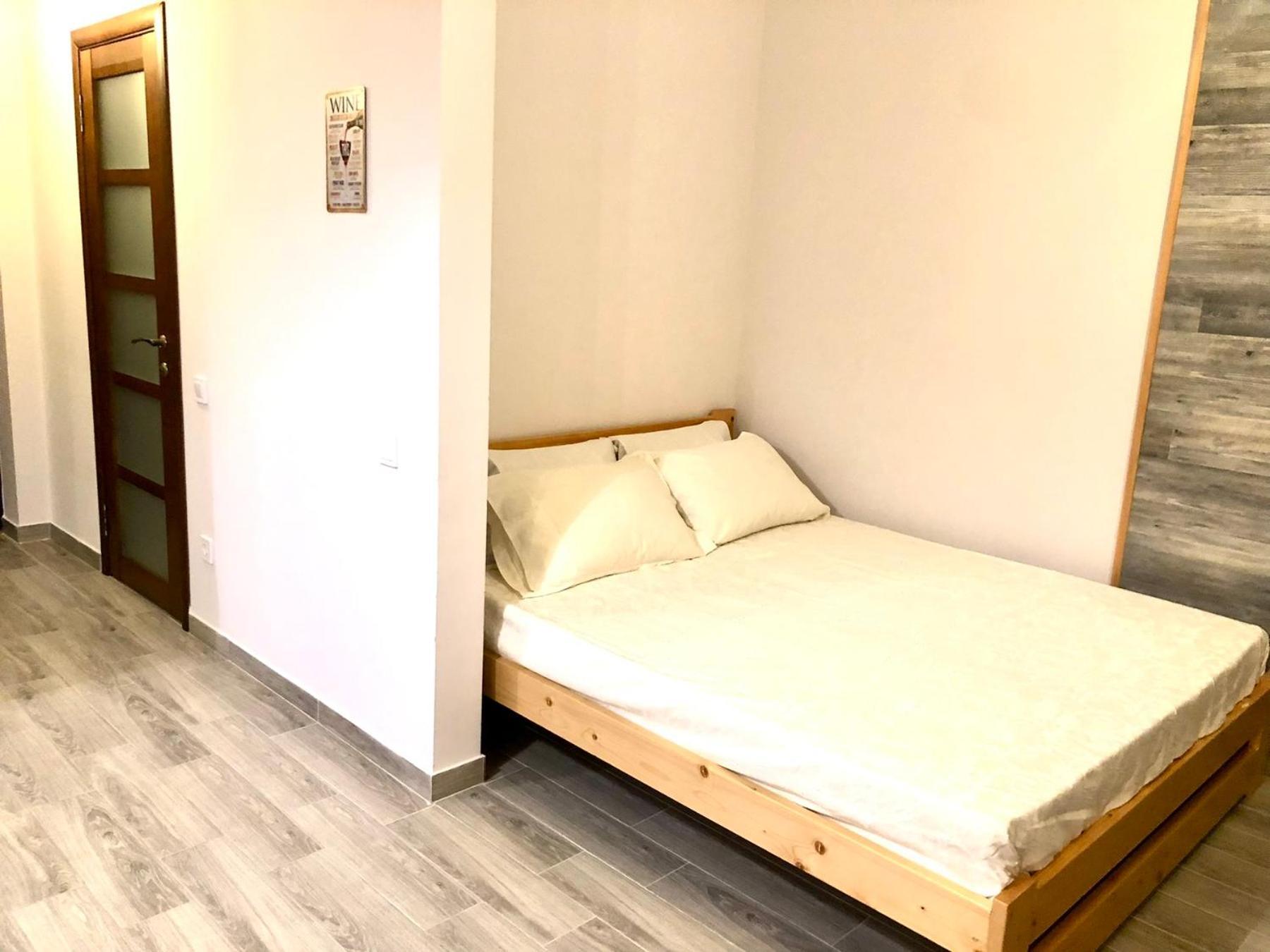 Osapart Cozy Apartment In A Complex Semycvit 利沃夫 外观 照片