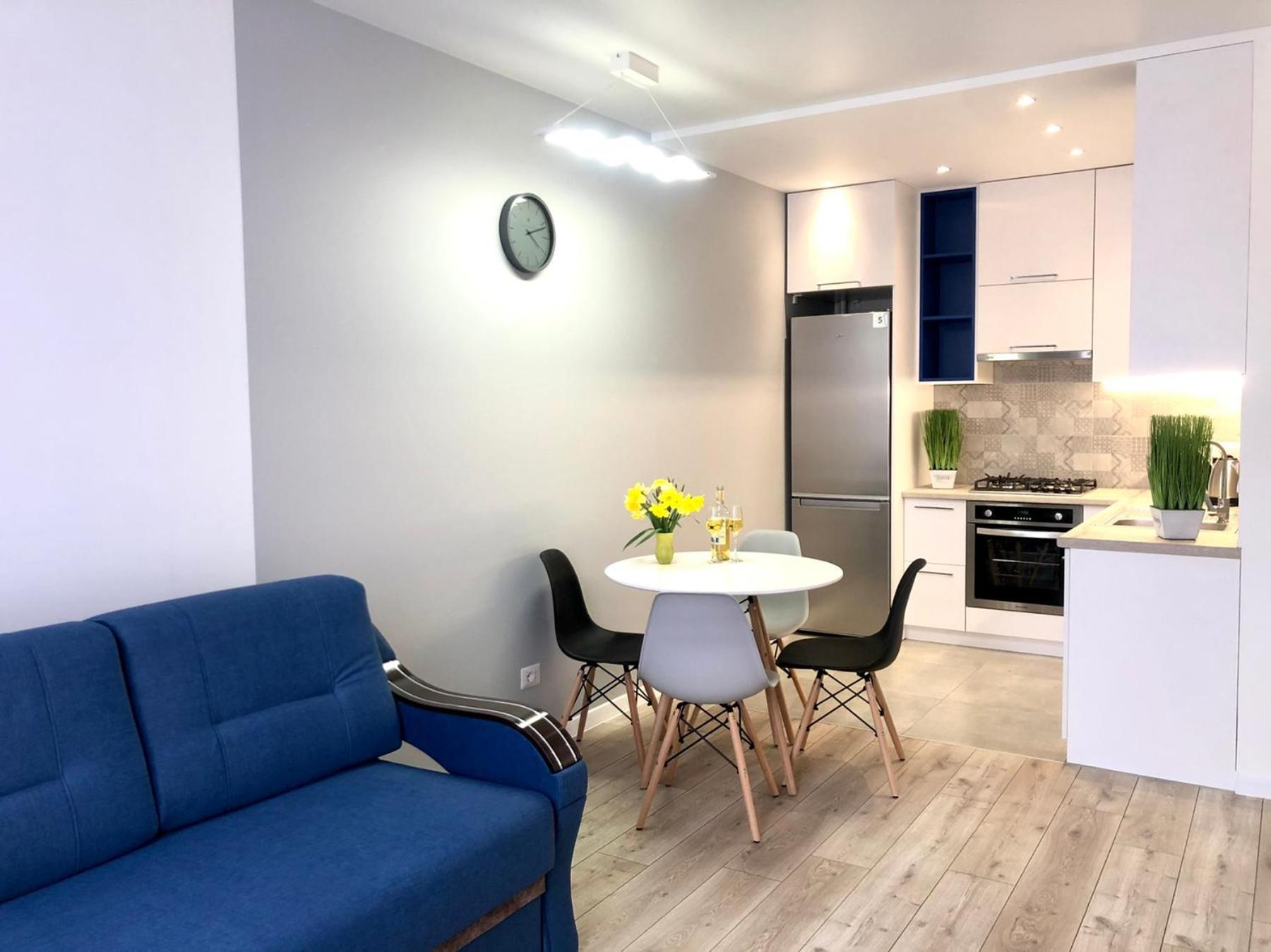 Osapart Cozy Apartment In A Complex Semycvit 利沃夫 外观 照片